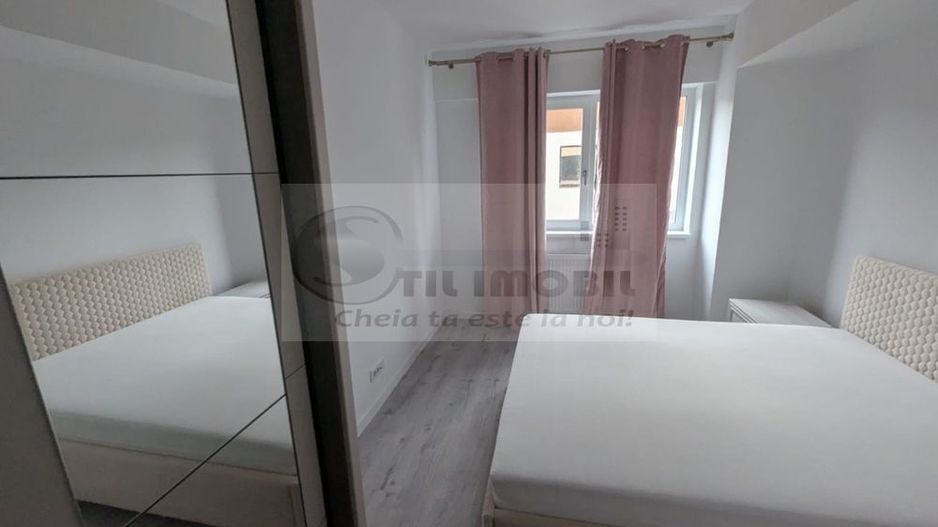 Ap 2 cam dec Poitiers, mobilat-utilat + parcare, 132.000€ neg. - Poză 2