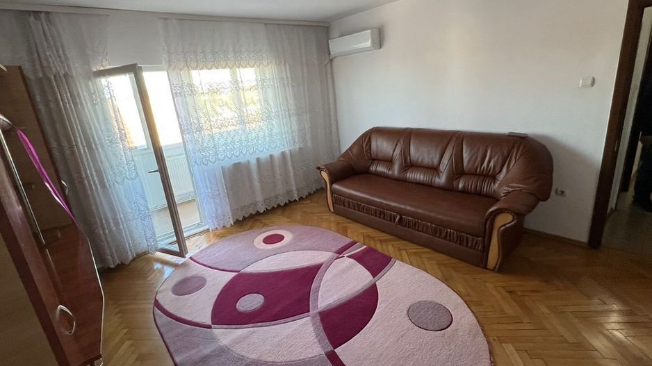 Închiriez apartament cu 2 camere zona Spitalul Județean - Poză 2