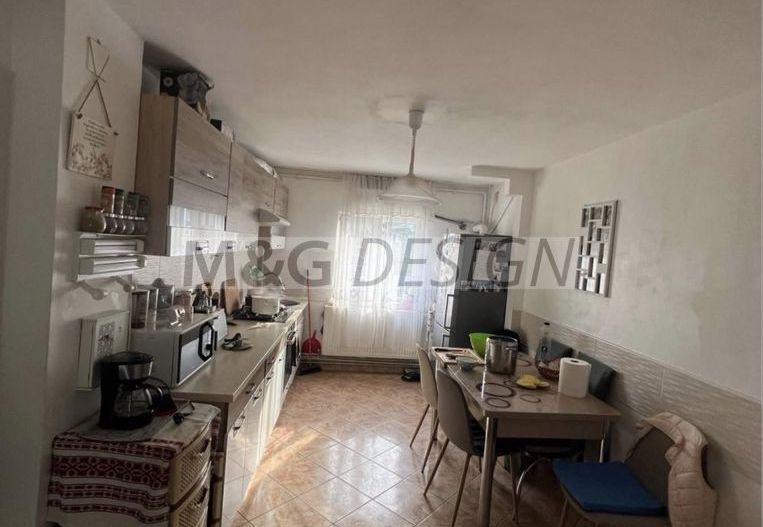 Apartament 3 camere zona Soarelui - Poză 2
