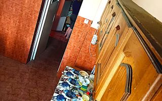 Vand apartament decomandat spatios cu 2 camere in Oravita. Comision ,,0'' - Poză 15