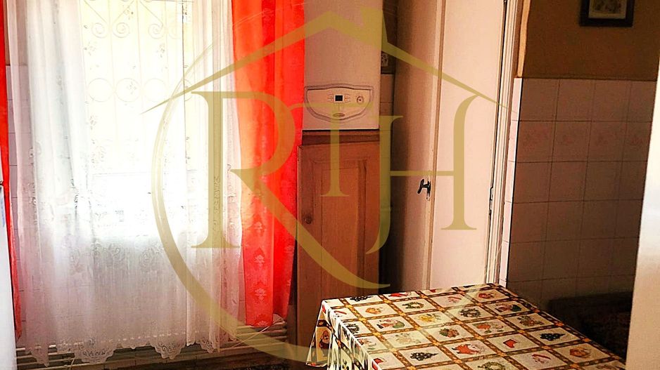 Oferim spre vanzare un apartament cu 2 camere in zona Dâmbovița - Poză 10