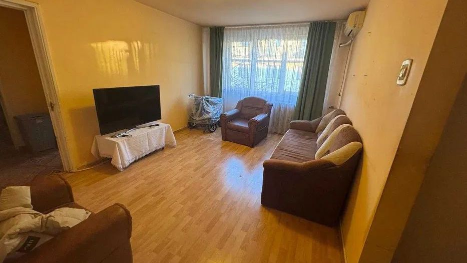 Vanzare apartament 3 camere, bloc 1979- Titan, 5 minute metrou 1 Decembrie 1918 - Poză 1