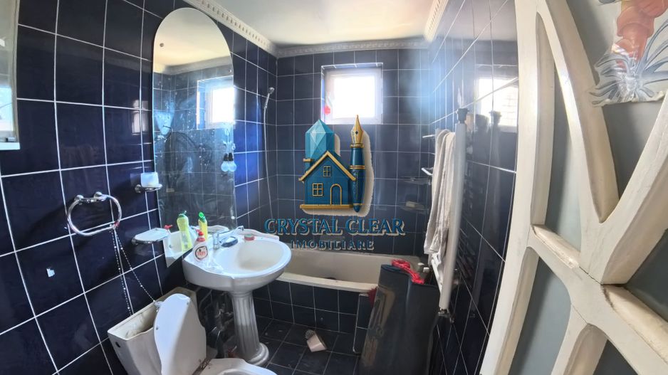 Apartament cu 4 camere - cartierul Dâmbu Pietros, str. Parângului - Poză 9