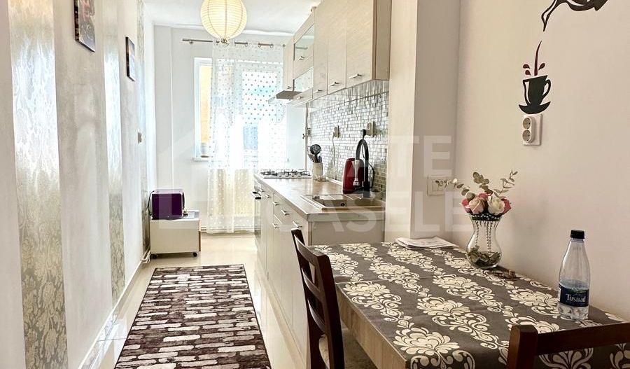 Apartament 2 camere, decomandat, zona Cocosul de Aur - Poză 3