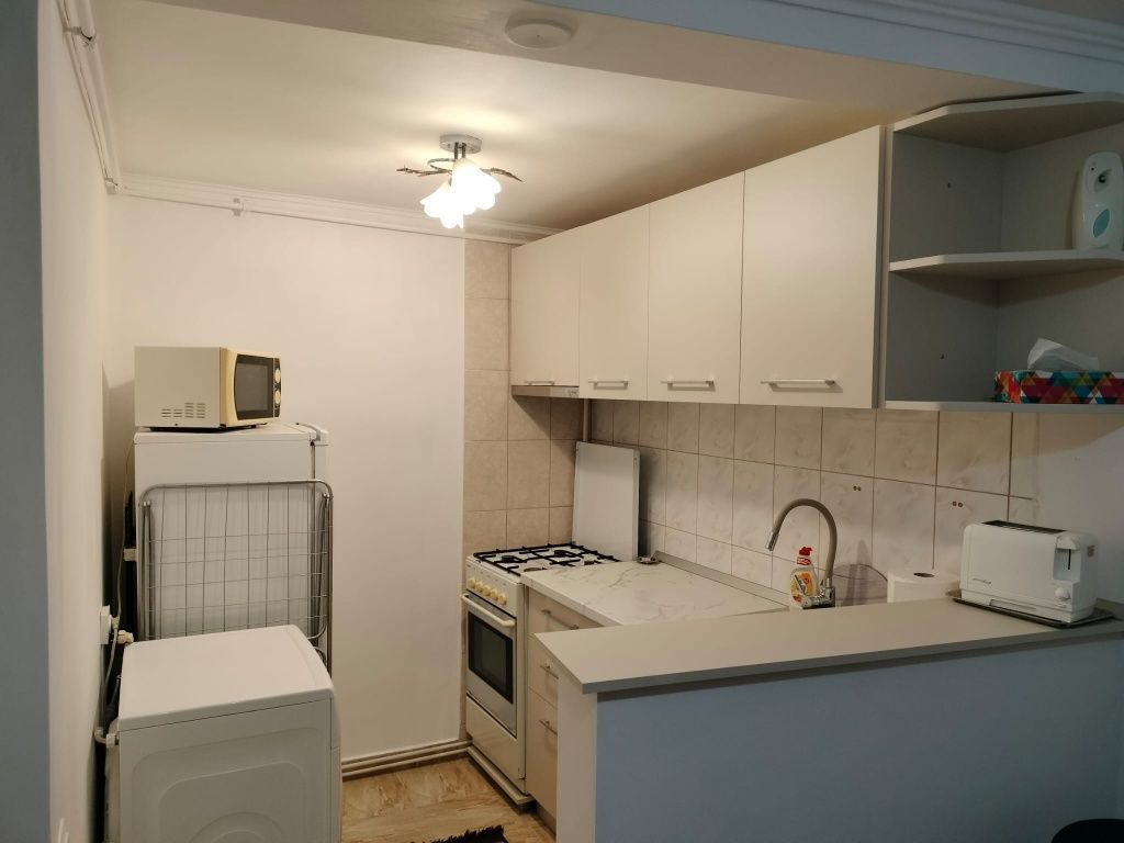 Garsonieră la casă, in zonă centrală, cu pod și beci. - Poză 6