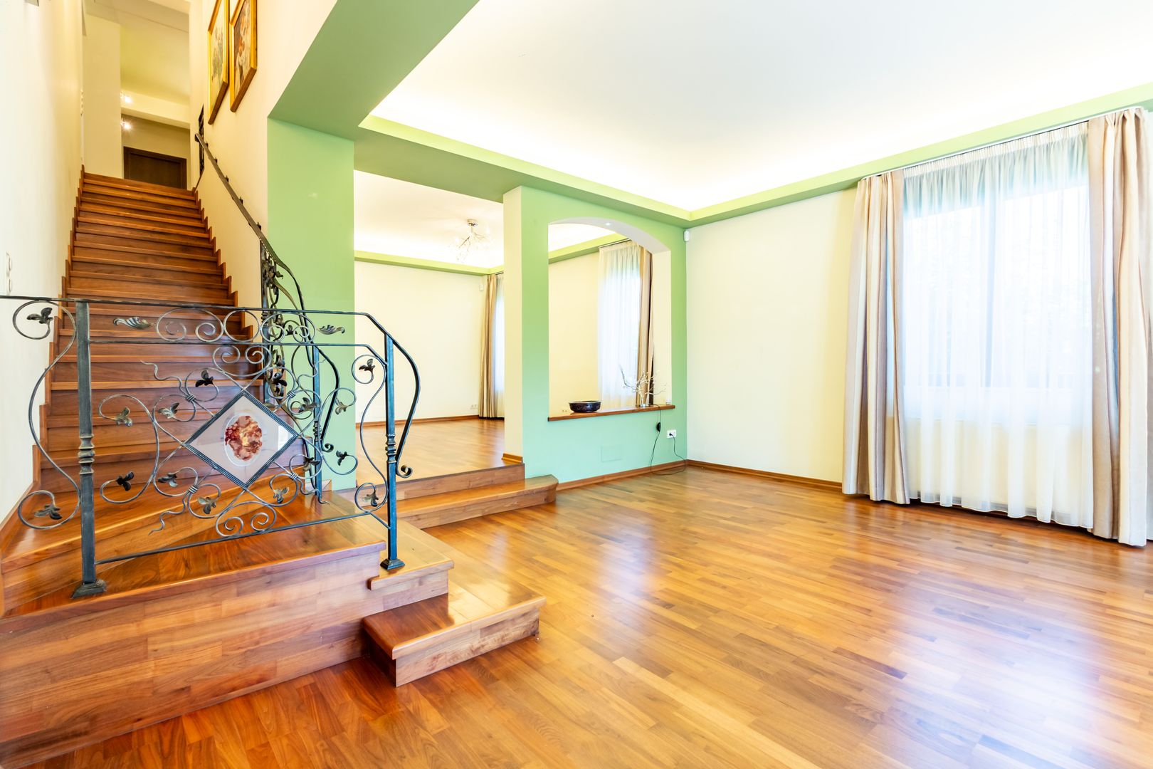 Vila premium de vanzare Balotesti/ piscina/ ponton/ deschidere la lac - Poză 20