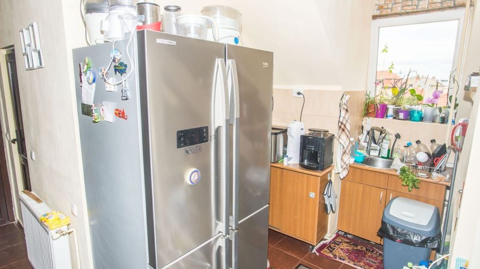 15 Noiembrie, apartament la mansardă - Poză 5