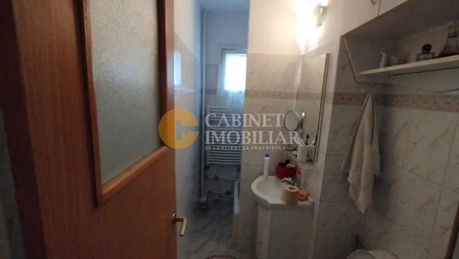 3 Camere Decomandat - Etaj 1 -Frumoasa - Bloc 1984 - Poză 8