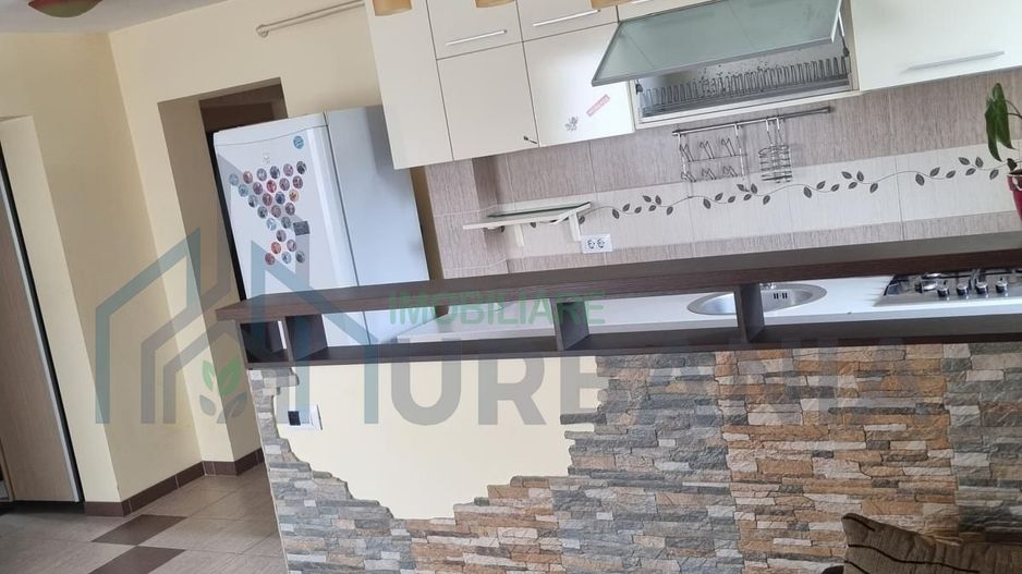 Apartament cu trei camere decomandat Păcurari lângă Alfa Bank - Poză 5