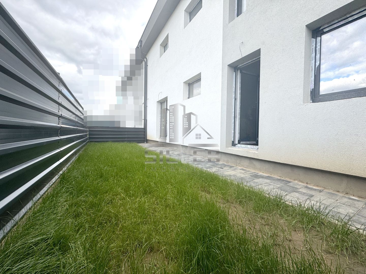 Casa tip triplex in zona Terra. - Poză 3