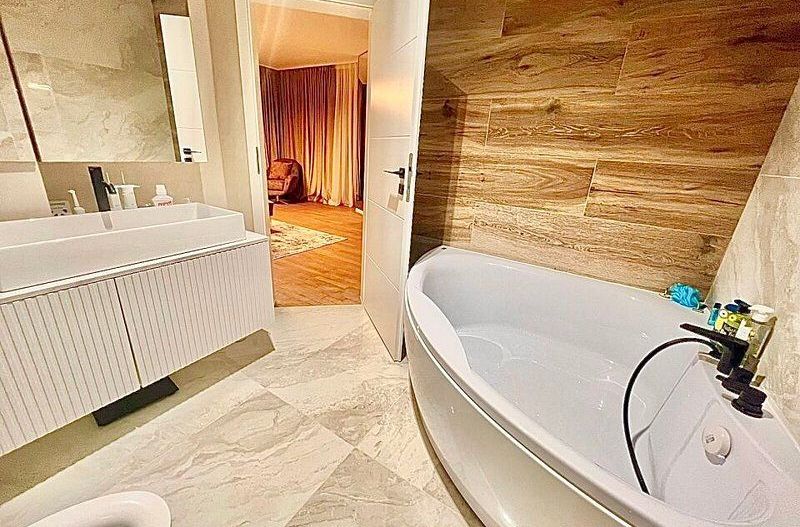 vila 7 camere in complex residential Pipera - Poză 22