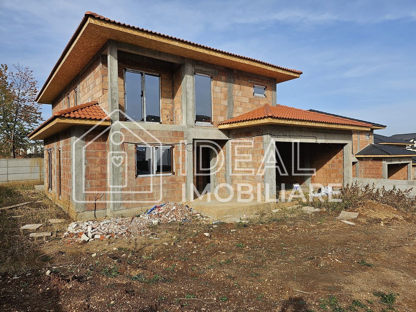 Casa Individuala Morderna cu 4 camere si 450 de mp de curte - Poză 5