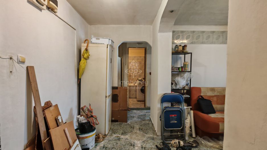 Vanzare apartament doua camere, de renovat, zona Crangasi - Str Ceahlau - Poză 7