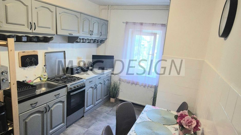 Apartament 2 camere Sgului etaj 2 - Poză 3