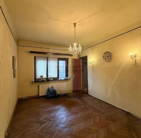 3 camere | Etaj 3/4 | Nemobilat | Universitate - Piata C. A . Rosetti - Poză 2