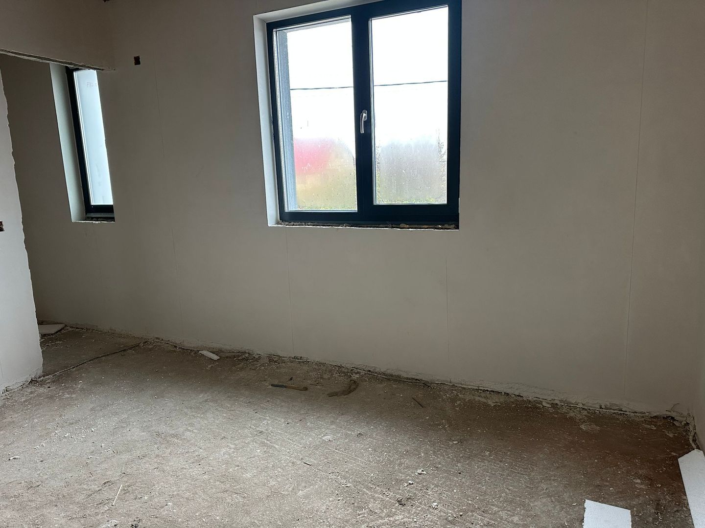 DARZA ( CREVEDIA), VILA 4 CAMERE - Poză 12