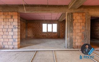 Casă/Vilă de vânzare în Șerbănești, Bacău - Poză 25