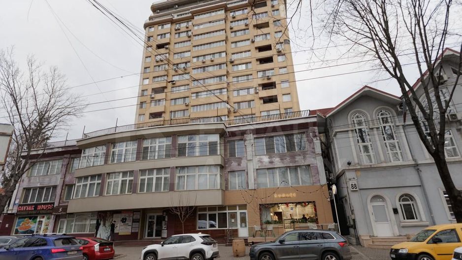 Chirie, oficiu 157 mp, strada București, Centru - Poză 21