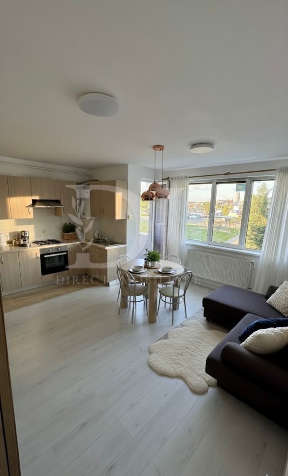 Apartament de Vanzare /  Zona Vivo / Floresti - Poză 1