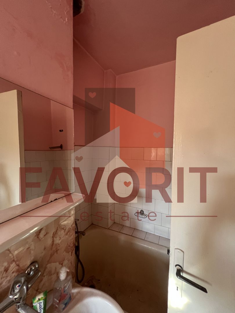 Oportunitate de cumpărare – Apartament 4 camere decomandat, zona Șagului - Poză 9