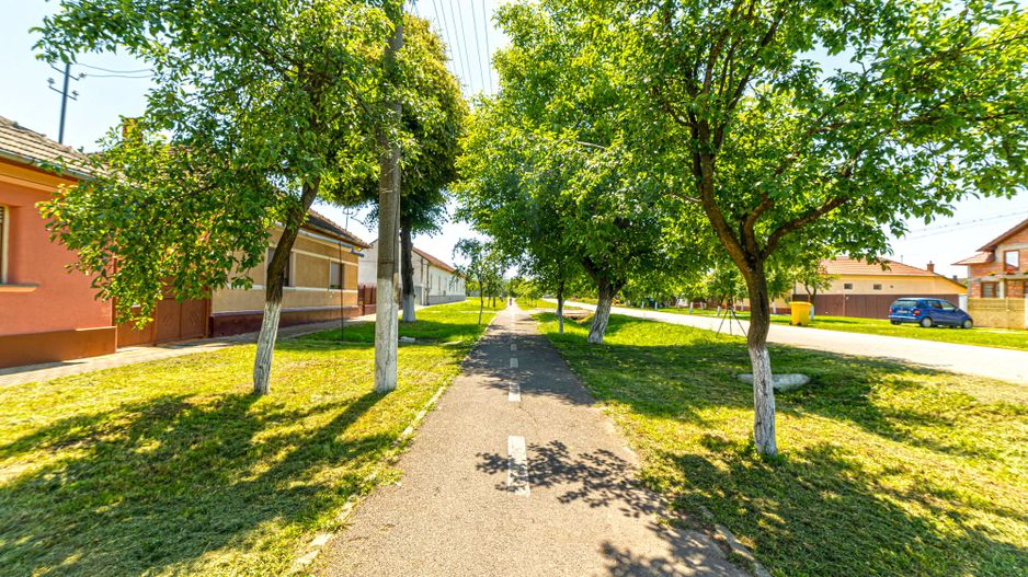 Vândută Casă cu 4 camere Pâncota - Poză 18