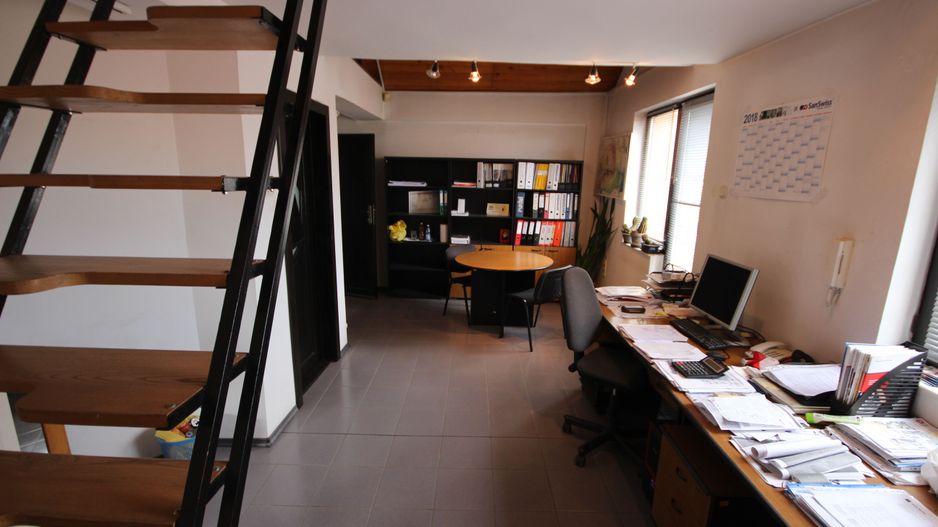 Imobil cu destinatie mixta - Poză 9