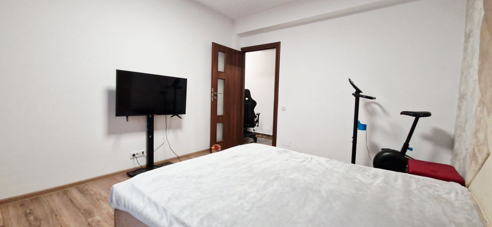 Apartament 3 camere | Curte proprie | 2 locuri parcare - Poză 11