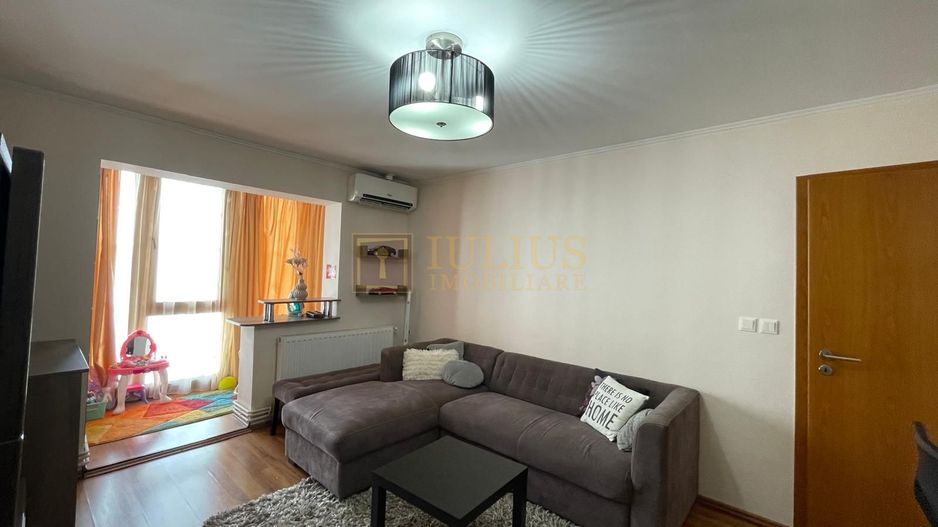 3 camere + boxa depozitare in zona Complex Studentesc, Sala Olimpia - Poză 2