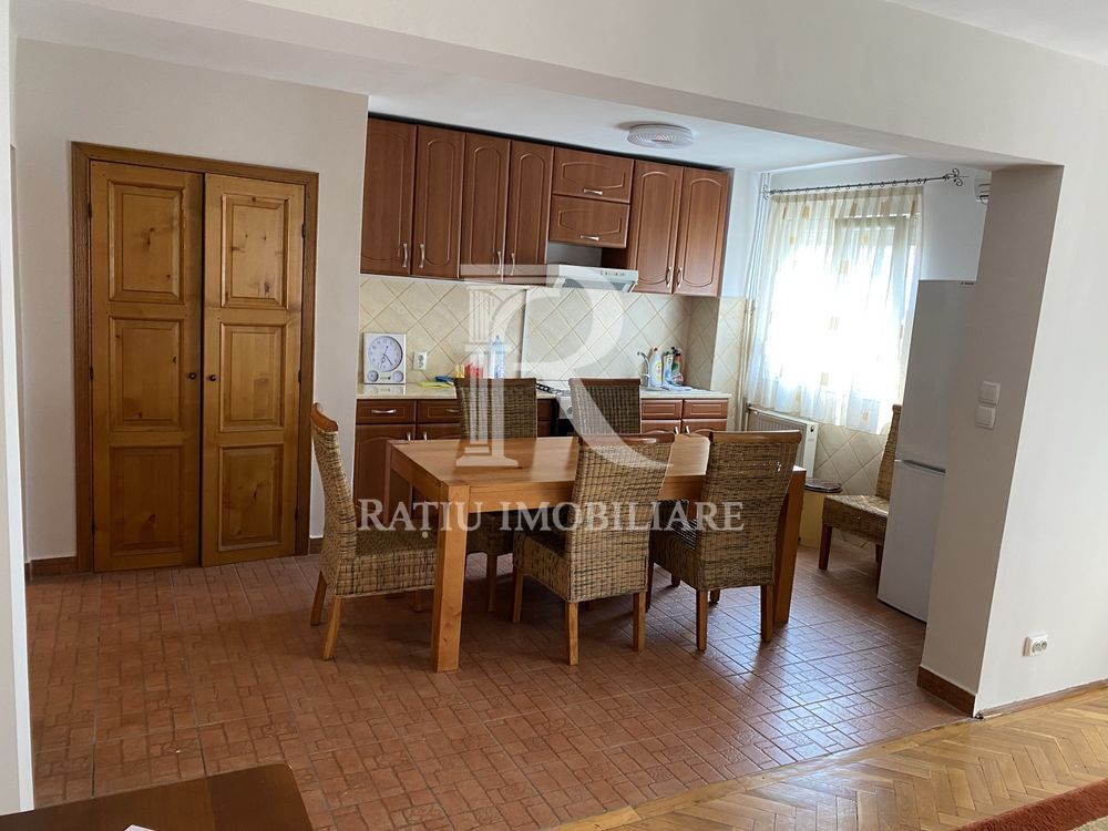 Apartament cu 3 camere | Rogerius | Oradea - Poză 2
