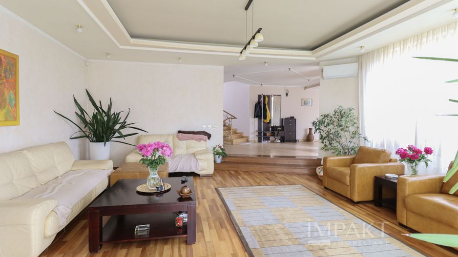 Casa individuala deosebita de vanzare, intr-o locatie de exceptie! - Poză 4