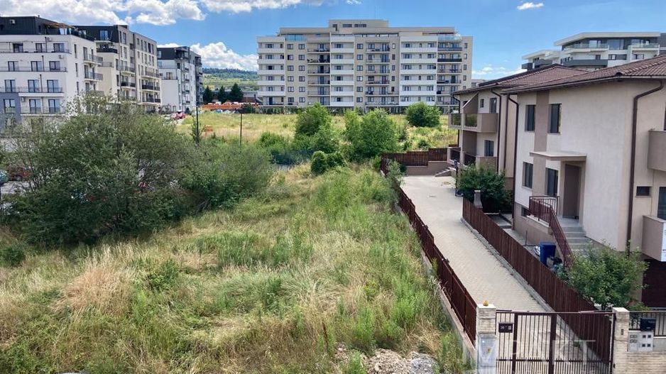 Apartament  cu 2 camere, decomandat, situat in cartierul Europa! - Poză 13
