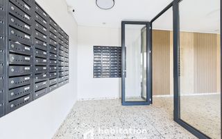Apartament elegant si vibrant, vedere panoramicǎ ,zona Lipovei- Padure - Poză 31