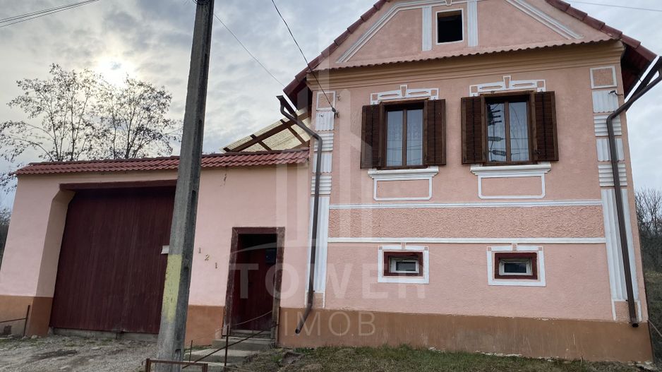 Casă săsească autentică | 207 mp utili | 1500 mp teren | Sat Apos, Sibiu - Poză 1