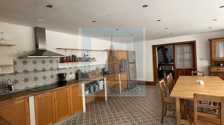 Casa/Villa deosebita , 1012 mp teren - zona Cristian/Brasov - Poză 12