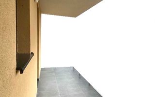 Apartament nou, 3 camere, ultim etaj, priveliște liberă – Floresti. - Poză 7