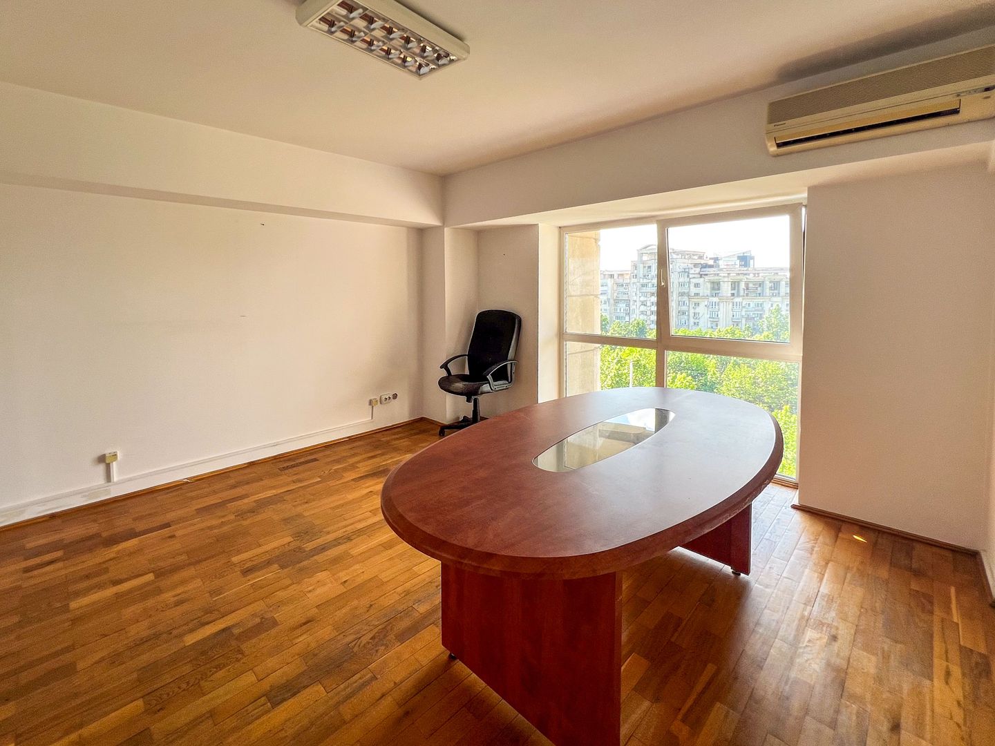 Duplex reprezentativ de închiriat – 240 mp | Bulevardul Unirii 61 - Poză 19