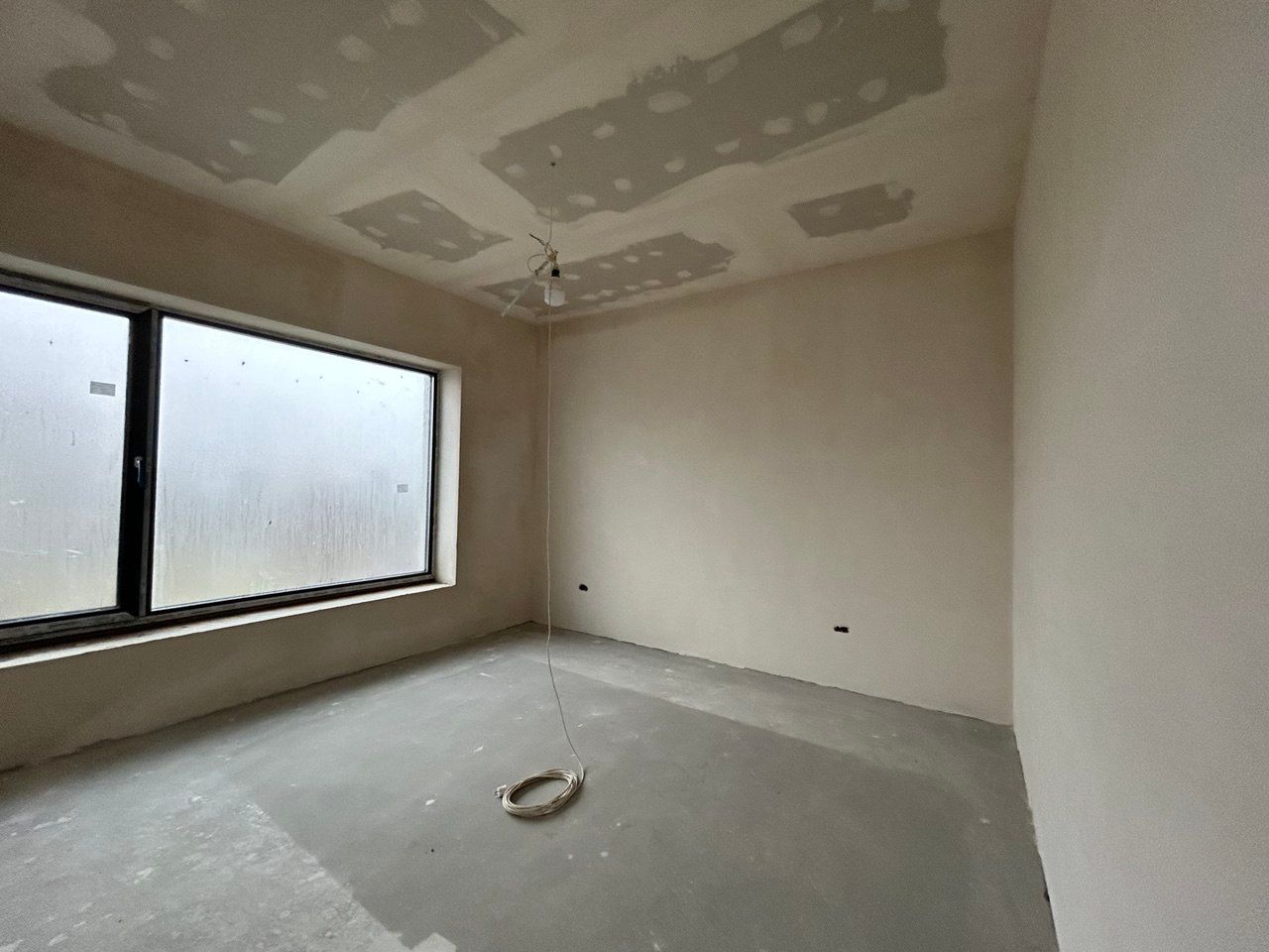 Casă P+1, 315 m² utili | Teren 1.530 m² | Pe malul lacului Ostratu - Poză 13
