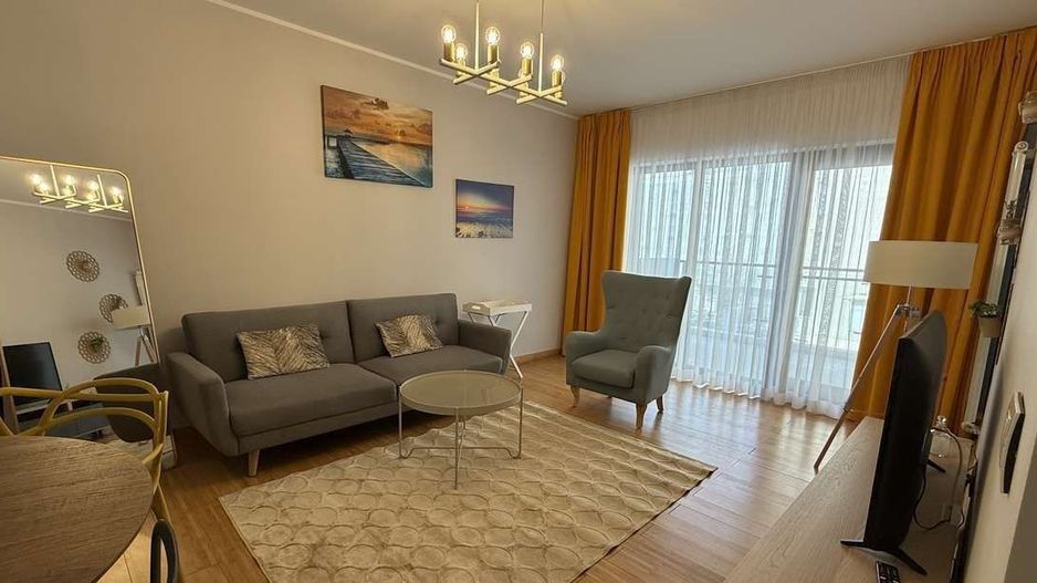 Închiriez apartament 2 camere modern, Nerva Traian, centrală, parcare - Poză 1