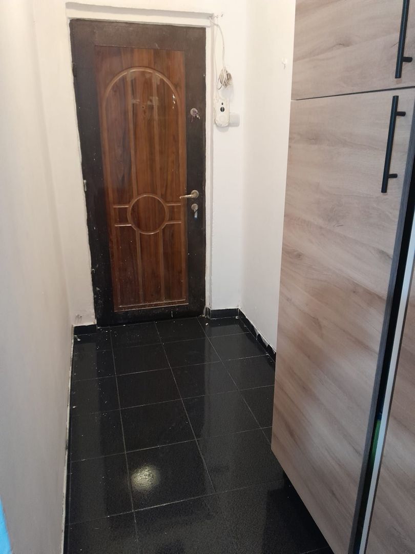 Garsoniera 19 mp str. Postavarul - Poză 10