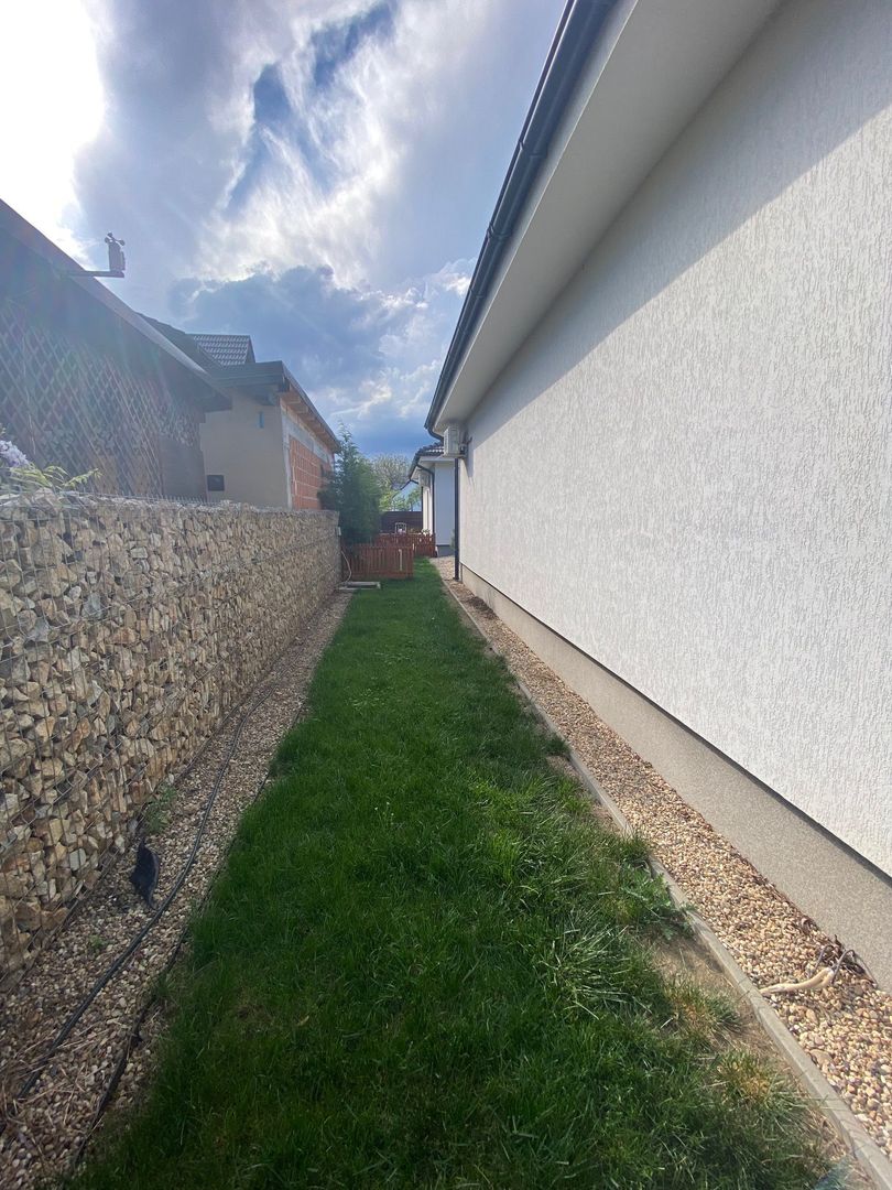 CAsA pe parter formată din 2 corpuri zona Ghiroda - Poză 23