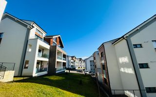 Garsoniera la cheie, etaj 1 - jaluzele electrice - 38 mpu + balcon - Poză 2