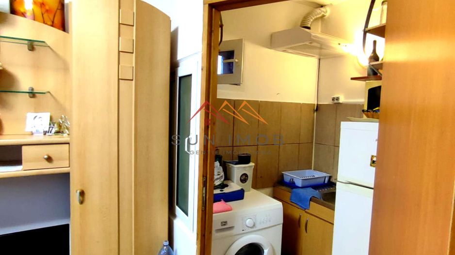 GARSONIERĂ DE VÂNZARE | ZONĂ CENTRALĂ CÂMPINA | 29.990 EUR - Poză 3