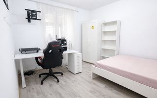 3 camere | Renovat | Str. Mandra | Boxa+Curte | 79.900€ | 0% Comision - Poză 4