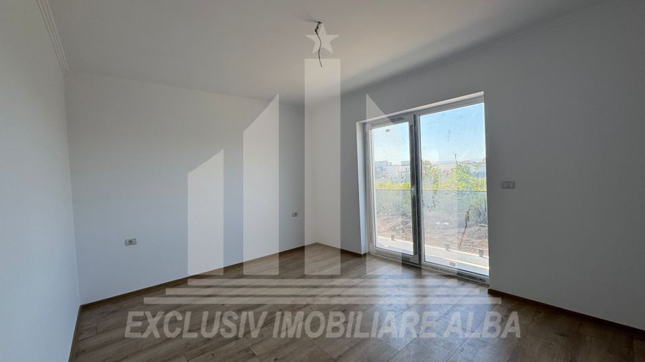 Casa in regim cuplat de vanzare, Cetate - Poză 10