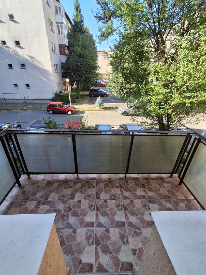 BRASADAS vinde ap 2 cam Micro 16 etaj 1/4. - Poză 8