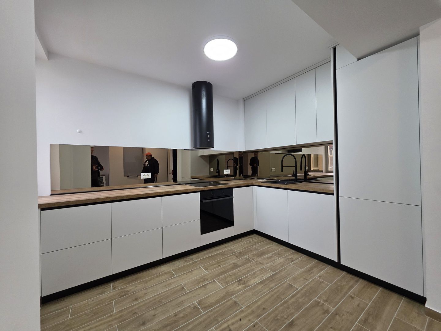 Apartament 3 camere  lux în zona Armenească - Universitate, București - Poză 2