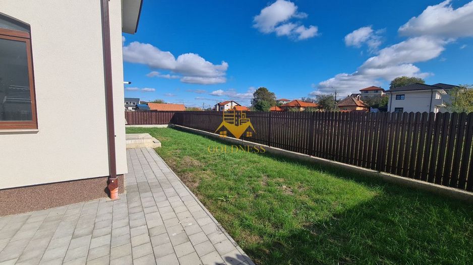 Casa 4 Camere Semifinisata, 2 Garaje, Curte 450mp, Terase 93mp, Dezmir - Poză 11