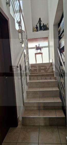 Duplex finisat cu garaj și 3 parcări - Bună Ziua - Poză 10