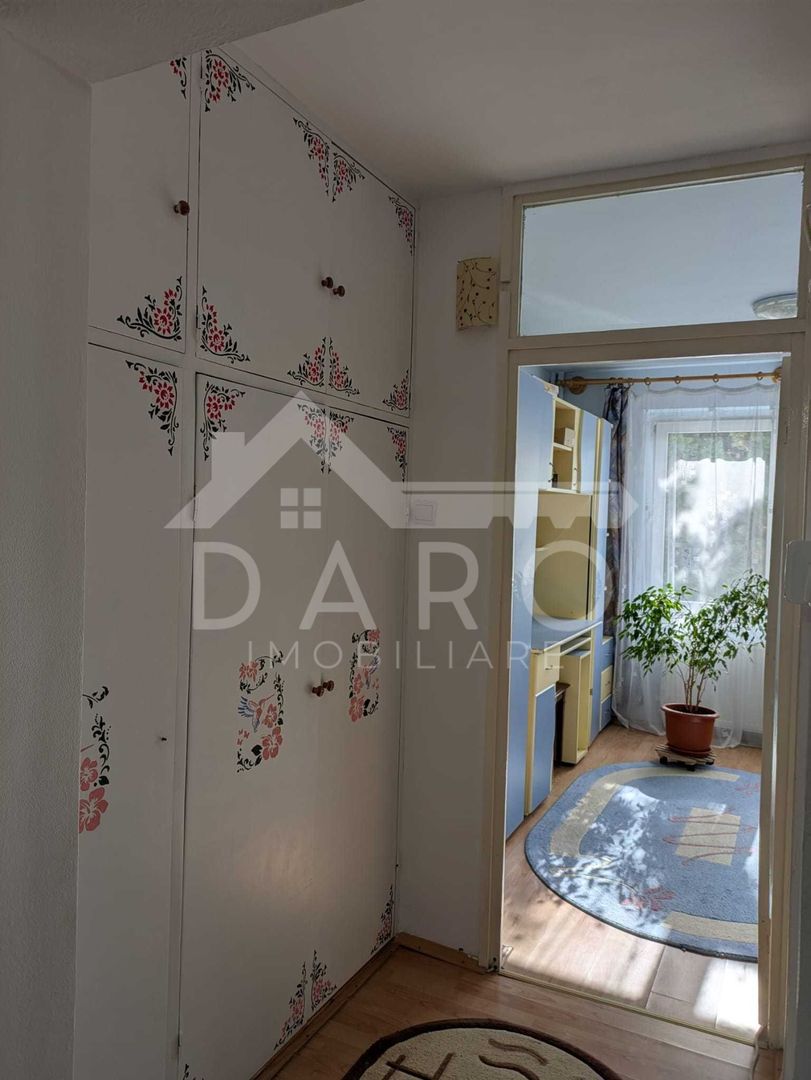 Vând apartament 3 camere – ideal pentru locuință sau cabinet medical – - Poză 7