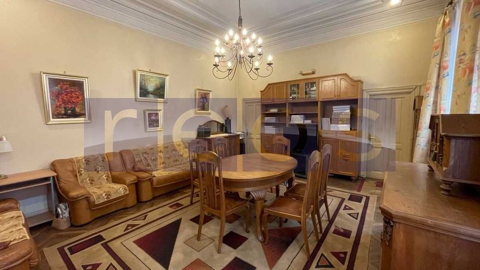 VANZARE APARTAMENT 4 CAMERE DECOMANDAT IN VILA - MAGHERU - Poză 3